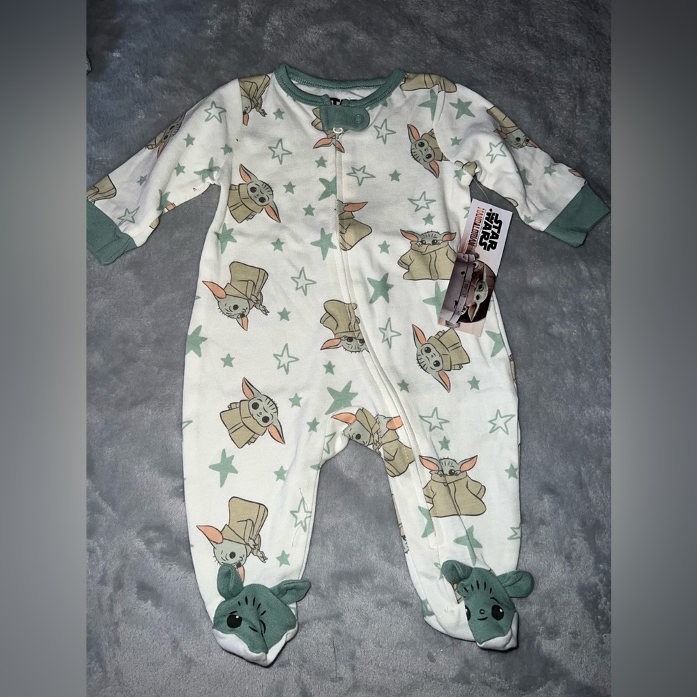 Yoda pajama for baby